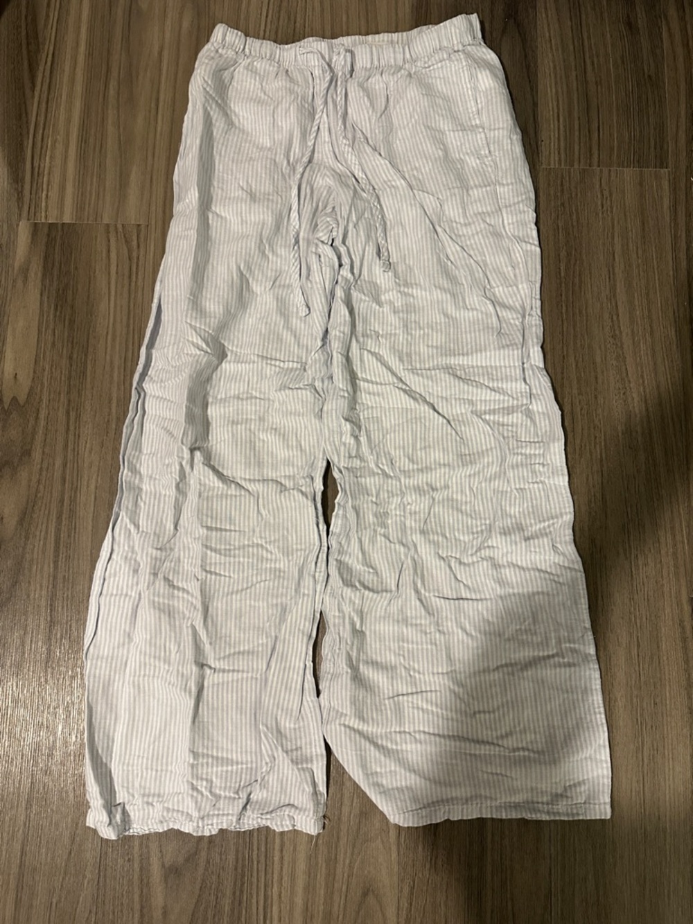 Brandy Melville White and Light Blue Striped Wide Leg Pants